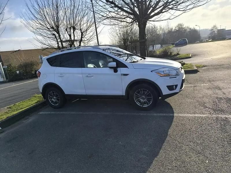Blanc Occasion 2010 Ford Kuga Titanium SUV | 6 700 € (Bon prix) - Image 1/4