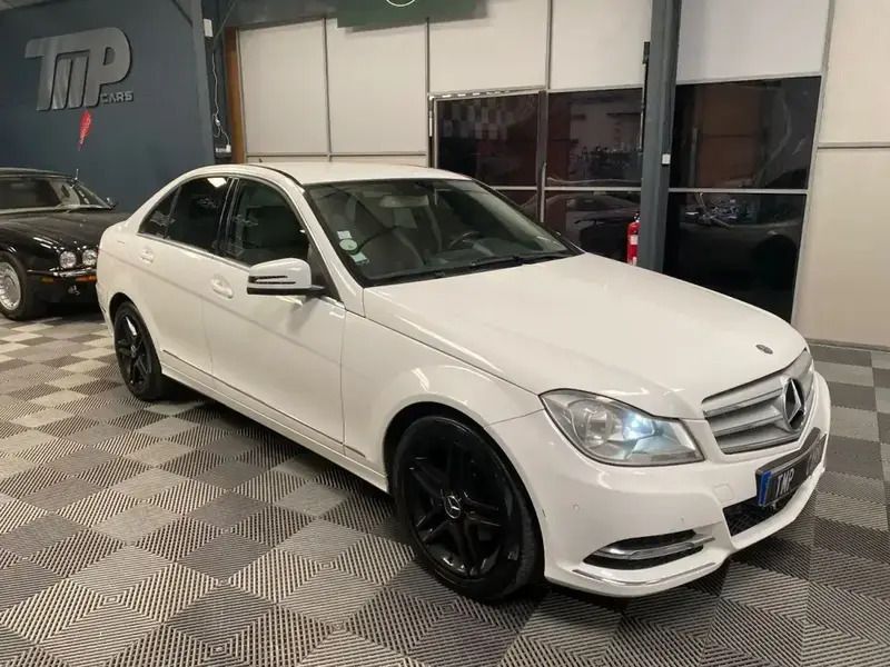 Blanc Utilisé 2012 Mercedes C220 Berline | 9 990 € (Prix juste) - Image 1/4