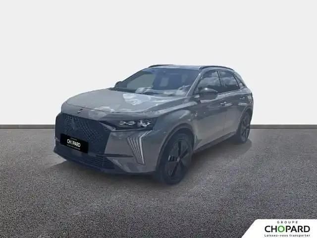 Gris Utilisé 2024 DS Automobiles DS7 Crossback Performance SUV | 37 989 € (Prix cher) - Image 1/4