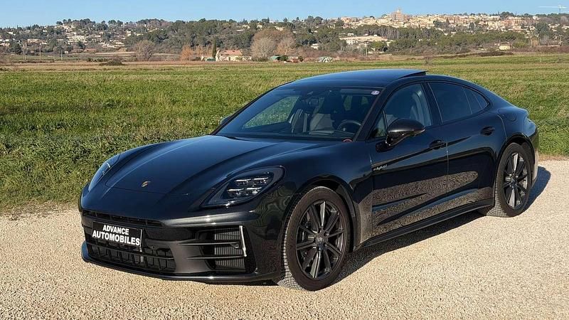 Occasion Porsche Panamera 4 470 ch (345 kW) 2024 Gris Berline