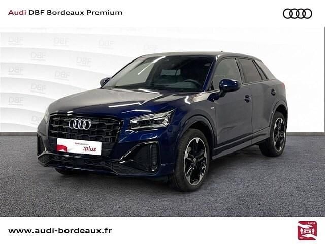 Bleu navarre métallisé Occasion 2025 Audi Q2 S-Line SUV | 34 990 € (Prix juste) - Image 1/4