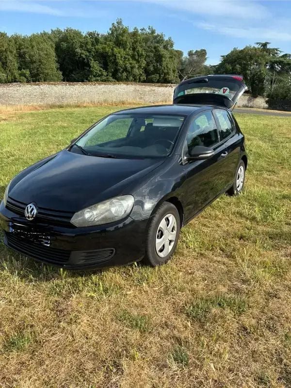 Utilisé 2010 VW Golf VI Comfortline Berline | 5 000 € (Prix juste) - Image 1/4