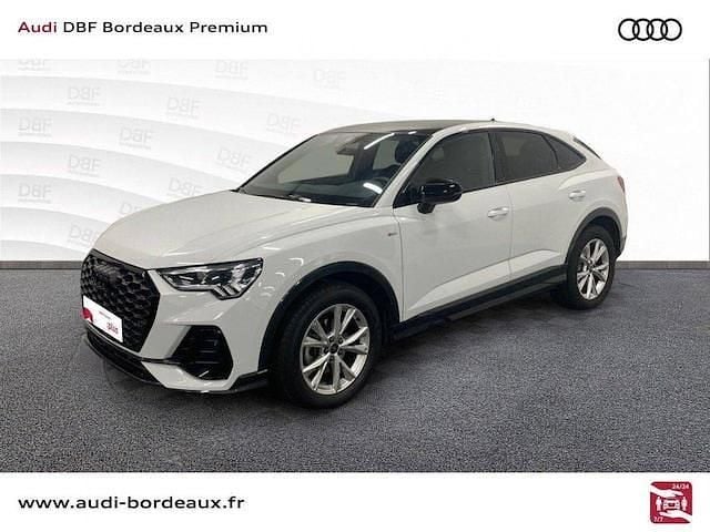 Blanc glacier métallisé Utilisé 2024 Audi Q3 Sportback S-Line SUV | 40 990 € (Bon prix) - Image 1/4