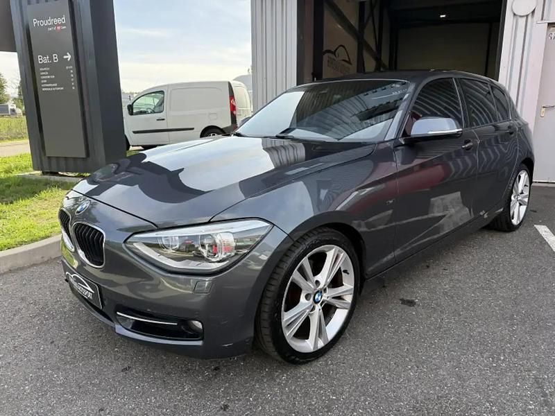 Gris Utilisé 2011 BMW 120 Sport Line Citadine | 12 490 € - Image 1/4