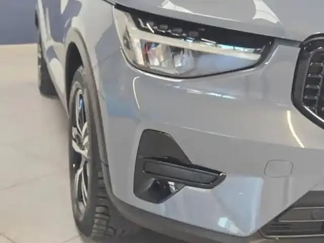 Occasion Volvo XC40 Plus 2023 Gris fonce SUV
