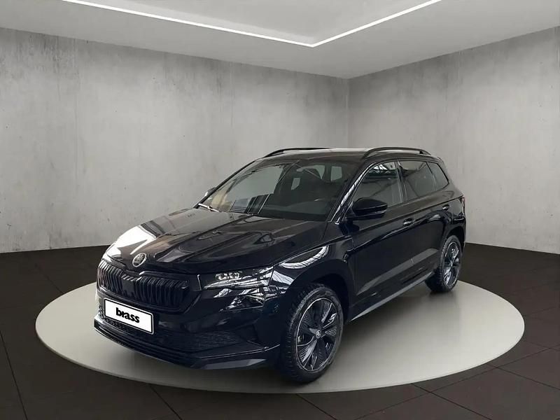 Noir Nouvelle 2025 Skoda Karoq SportLine SUV | 40 350 € (Prix assez cher) - Image 1/4