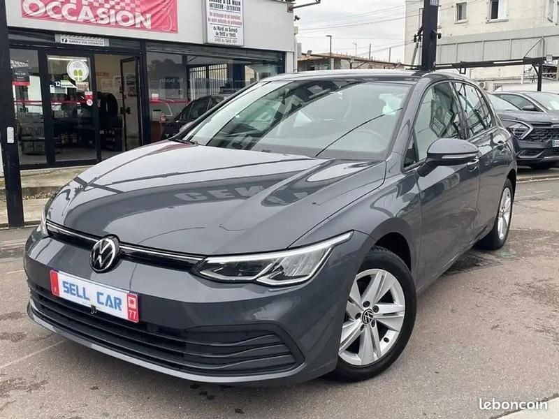 Gris Utilisé 2022 VW Golf VIII Business Berline | 17 900 € (Bon prix) - Image 1/4