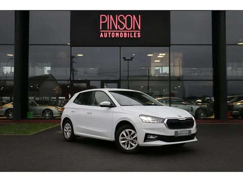 Blanc Utilisé 2024 Skoda Fabia Berline | 16 890 € (Super prix) - Image 1/4
