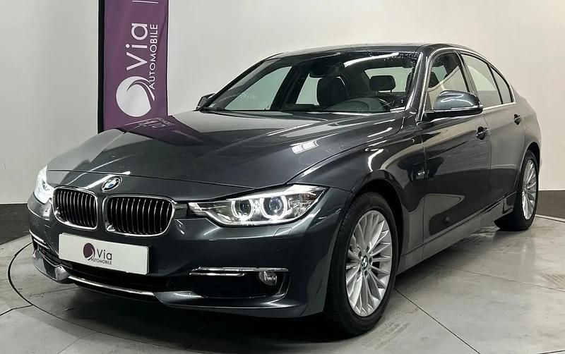Gris Utilisé 2014 BMW 318 Berline | 16 999 € (Prix assez cher) - Image 1/4