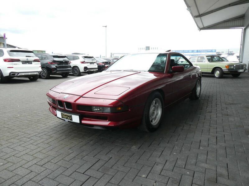 Image 3/4