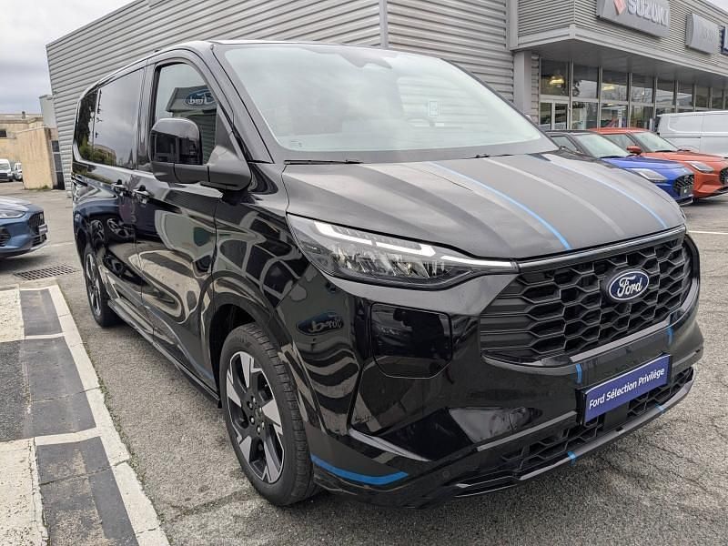 Nouvelle Ford Tourneo Custom Sport 232 ch (170 kW) 2025 Van