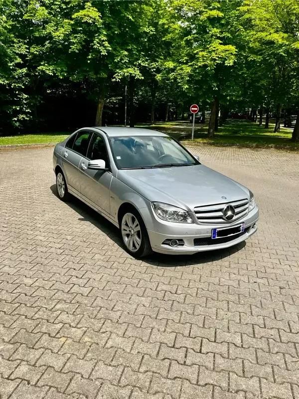 Utilisé 2010 Mercedes C220 Avantgarde Berline | 10 600 € (Prix juste) - Image 1/4
