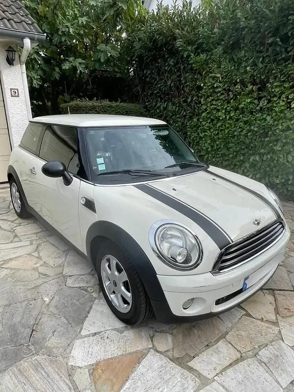 Blanc Utilisé 2009 Mini ONE Citadine | 4 800 € - Image 1/4