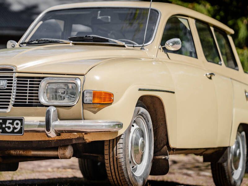 Beige Utilisé 1970 Saab 9-5 | 9 900 € - Image 1/4