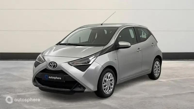 Gris Utilisé 2020 Toyota Aygo X-play Citadine | 13 690 € (Prix assez cher) - Image 1/4