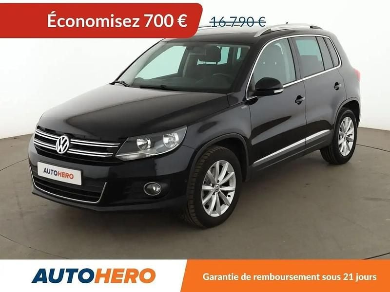 Noir Occasion 2015 VW Tiguan LOUNGE SUV | 16 090 € (Prix juste) - Image 1/2