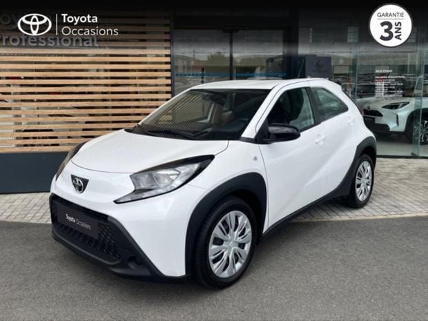 Blanc Utilisé 2022 Toyota Aygo Citadine | 13 490 € (Prix juste) - Image 1/4
