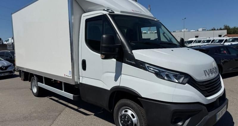 Nouvelle 2025 Iveco Daily | 69 000 € (Prix assez cher) - Image 1/4