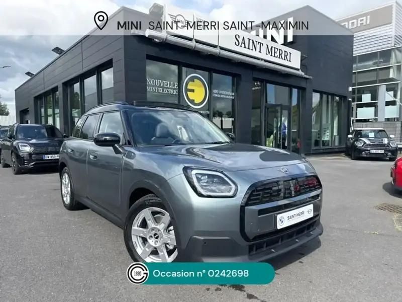Gris Nouvelle 2024 Mini Countryman Classic SUV | 46 390 € (Prix juste) - Image 1/4