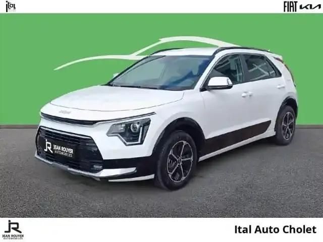 Blanc Occasion 2025 Kia Niro Active SUV | 29 490 € (Prix juste) - Image 1/4