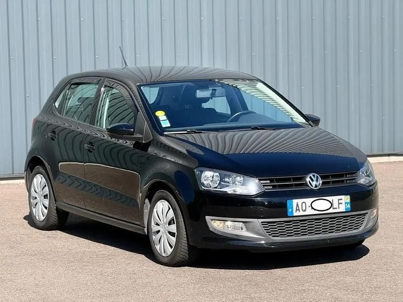 Utilisé 2010 VW Polo Berline | 4 990 € (Prix juste) - Image 1/4