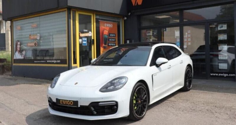Utilisé 2018 Porsche Panamera 4 Sport Turismo Berline | 71 989 € (Prix juste) - Image 1/4