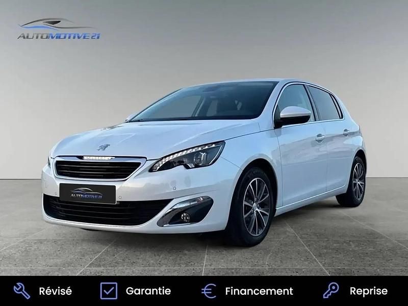Blanc Utilisé 2015 Peugeot 308 Allure Berline | 12 490 € (Prix cher) - Image 1/4