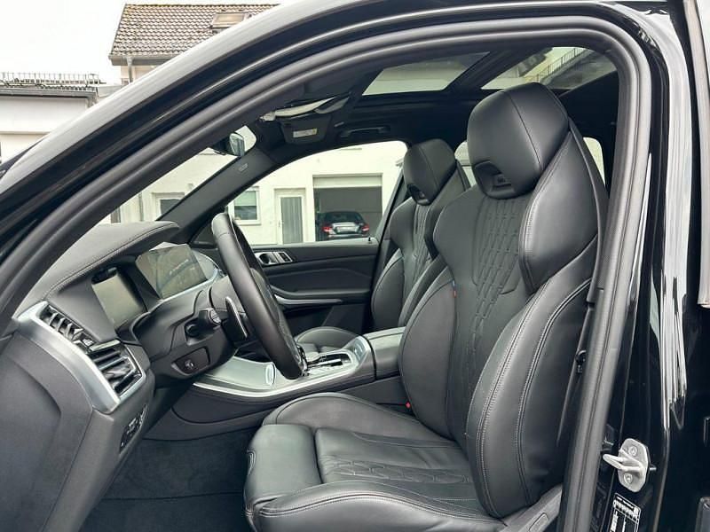 Utilisé 2021 BMW X5 Comfort Edition SUV | 61 495 € - Image 1/4
