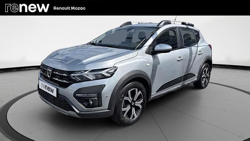 Gris Utilisé 2022 Dacia Sandero Comfort Citadine | 13 690 € (Prix juste) - Image 1/4