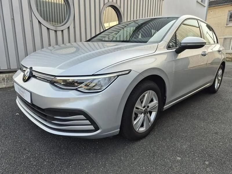 Argent Utilisé 2021 VW Golf VIII Life Berline | 21 230 € (Prix juste) - Image 1/4