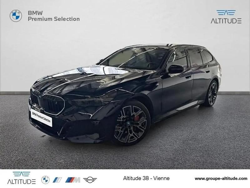 Bleu Utilisé 2024 BMW i5 M Sport Berline | 69 900 € (Prix juste) - Image 1/4