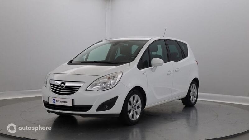 Blanc Utilisé 2013 Opel Meriva Edition Monospace | 7 990 € (Prix assez cher) - Image 1/4