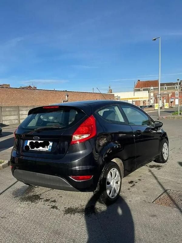 Occasion 2010 Ford Fiesta Trend+ Berline | 2 600 € (Bon prix) - Image 1/4