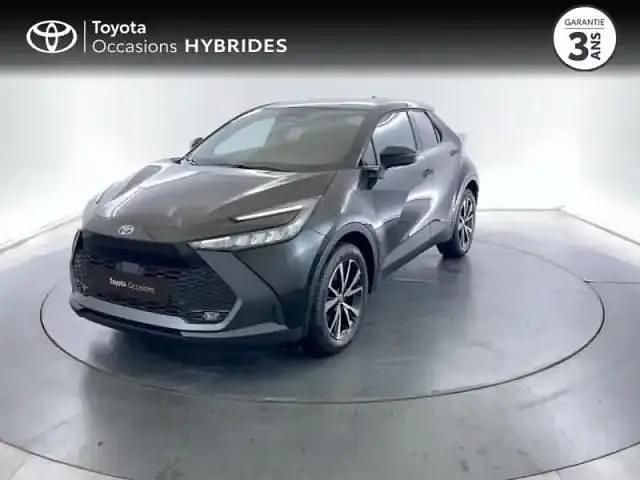 Noir intense métallisé Nouvelle 2025 Toyota C-HR Design SUV | 36 490 € - Image 1/4