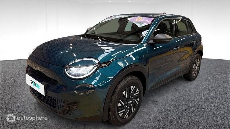 Bleu Nouvelle 2025 Fiat 600 SUV | 23 990 € (Prix juste) - Image 1/4
