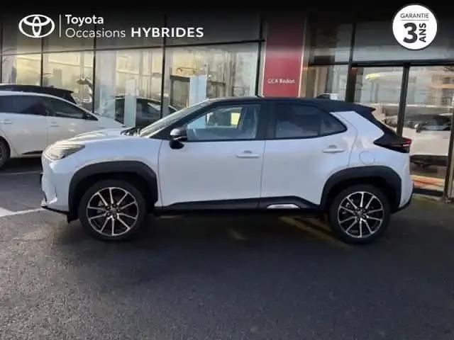 Occasion Toyota Yaris Cross Sport 2024 Gris chrome/toit noir (m) SUV