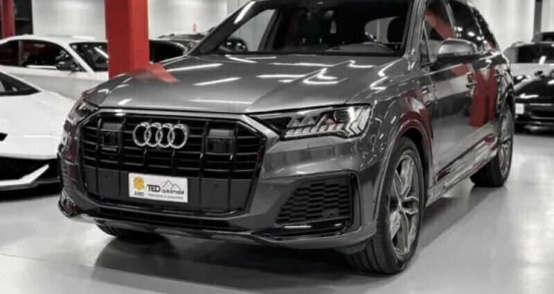 Utilisé 2018 Audi Q7 S-Line SUV | 43 900 € (Bon prix) - Image 1/4