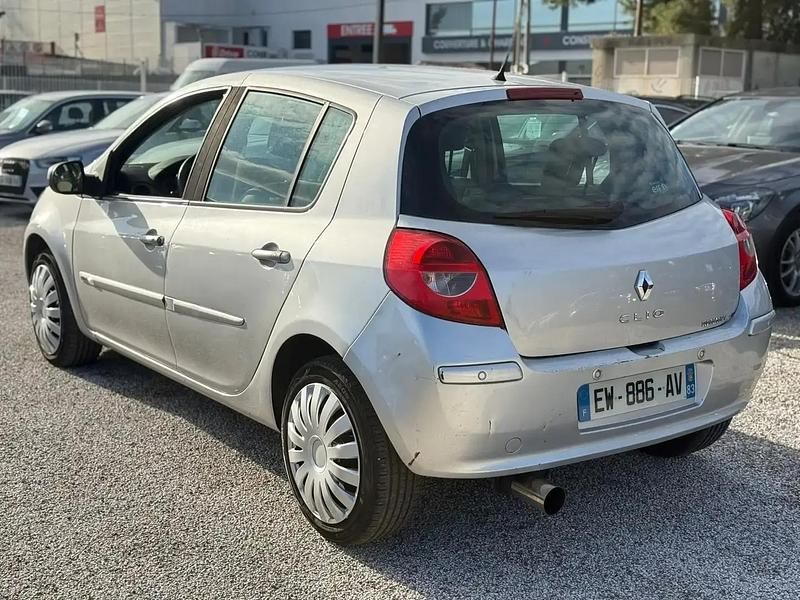 Occasion Renault Clio II Initiale 141 ch (103 kW) 2007 Gris Berline