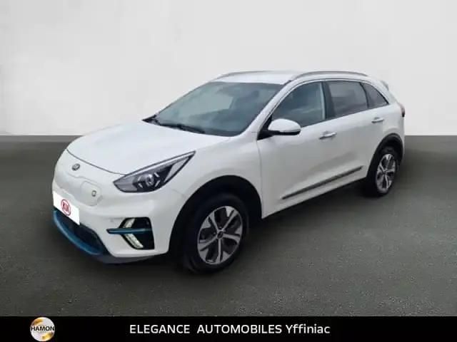 Blanc Utilisé 2022 Kia e-Niro Active SUV | 20 880 € (Bon prix) - Image 1/4