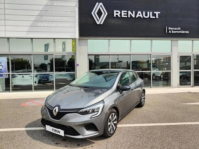 Gris Utilisé 2023 Renault Clio V Equilibre Berline | 14 990 € (Prix juste) - Image 1/4