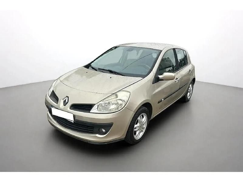 Occasion Renault Clio III Privilege 101 ch (74 kW) 2007 Beige Berline