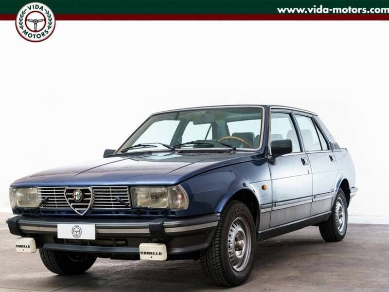 Bleu Utilisé 1982 Alfa Romeo Giulietta Citadine | 10 500 € - Image 1/4