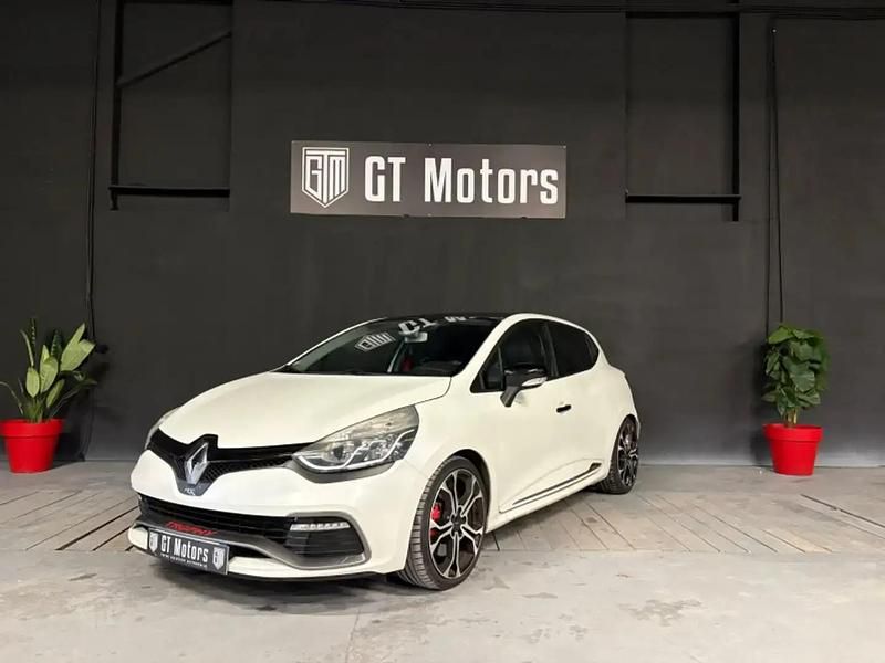 Occasion Renault Clio IV Trophy 223 ch (164 kW) 2015 Blanc Berline