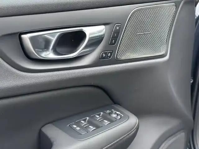 Occasion Volvo V60 Plus 197 ch (144 kW) 2024 Bleu Break