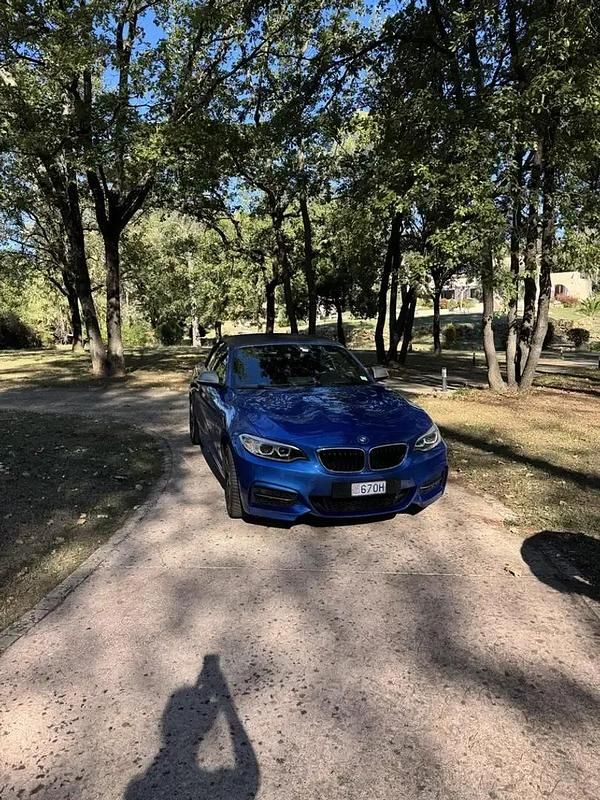 Bleu Occasion 2015 BMW M235 Sport Line Cabriolet | 32 000 € - Image 1/4