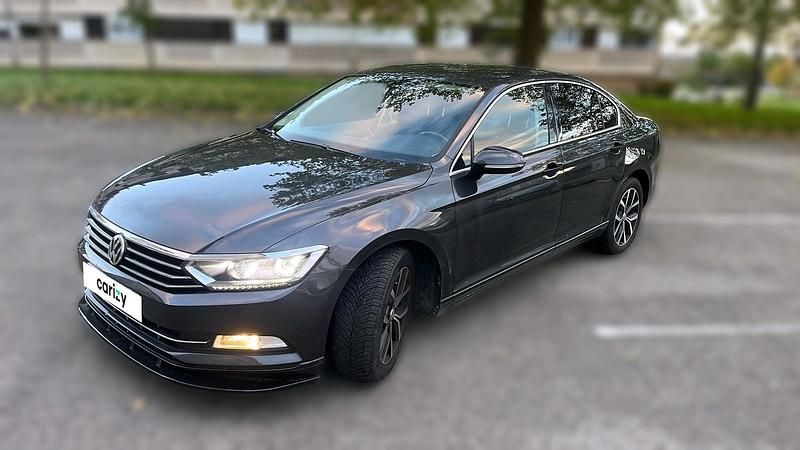 Gris Occasion 2019 VW Passat Berline | 16 290 € (Prix juste) - Image 1/4