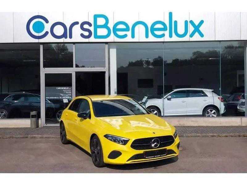 Jaune Utilisé 2024 Mercedes A200 Progressive Berline | 31 890 € (Super prix) - Image 1/4