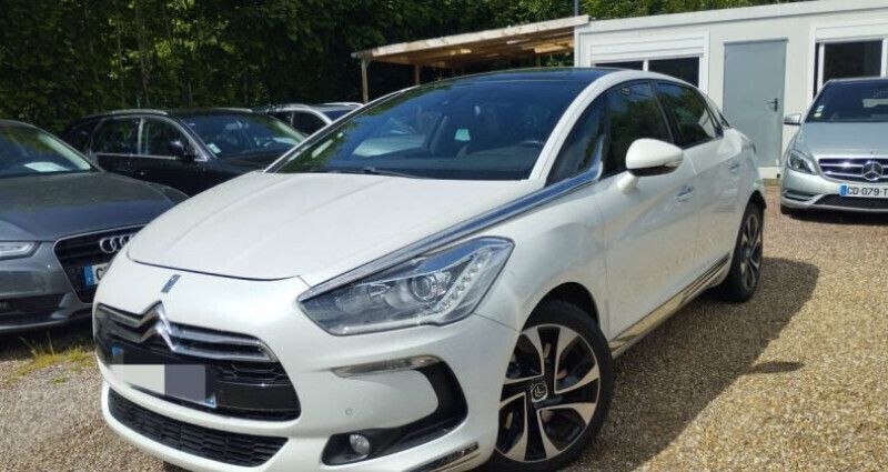 Utilisé 2014 Citroën DS5 Sport Chic Citadine | 10 990 € (Prix juste) - Image 1/4