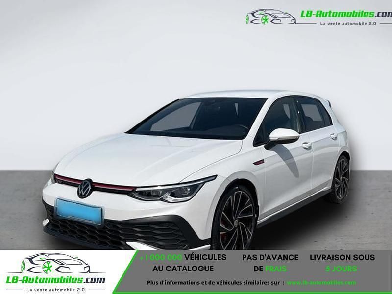 Utilisé 2021 VW Golf VIII Berline | 34 300 € (Prix juste) - Image 1/4