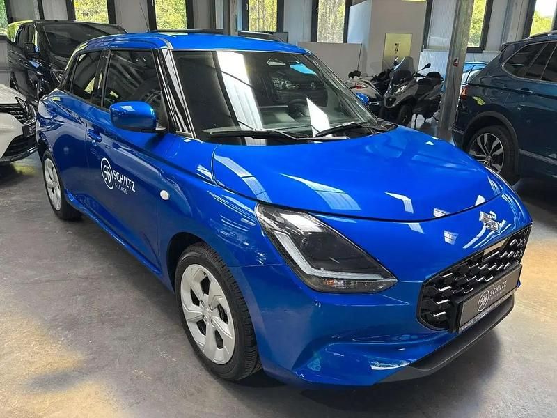 Bleu Utilisé 2025 Suzuki Swift GL Citadine | 18 964 € (Prix juste) - Image 1/4
